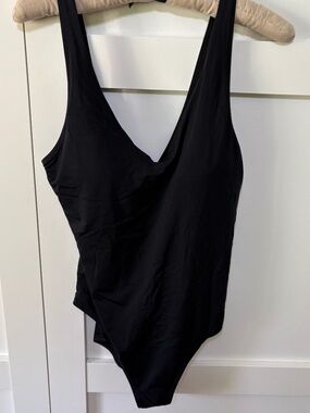 Athleta Black, Deep V one piece swimsuit - Large/Tall